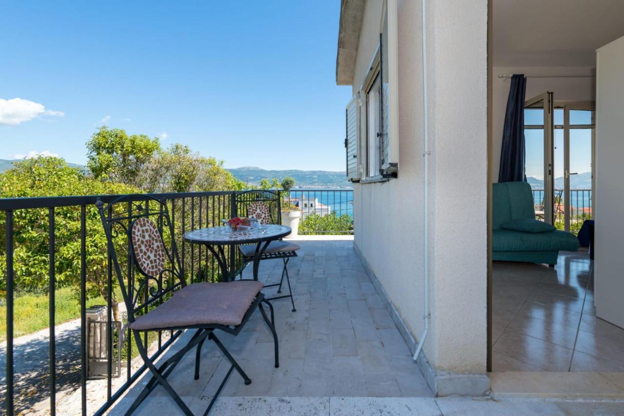 Holiday Home Kalinic Slatine Bagian luar foto